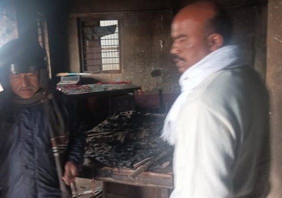 CPI-M’s Party office was set on fire in Manik Bhandar, Kamalpur CPI-M’s Party office was set on fire in Manik Bhandar, Kamalpur